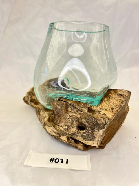 Wurzelvase mini Seitenansicht - Natürliche Holzwurzel mit integrierter Vase | shinypresents.de