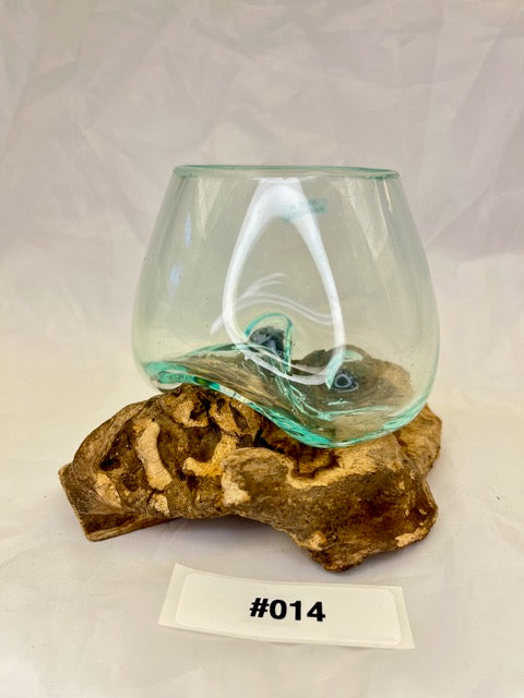 Wurzelvase mini aus Kaffeestrauchwurzel – handgefertigtes Unikat mit natürlicher Maserung – shinypresents.de