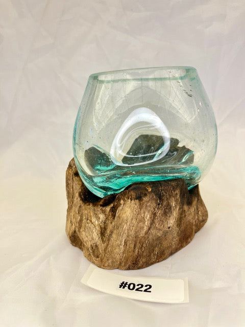 Wurzelvase mini Detailansicht – Einzigartige Maserung der Kaffeewurzel | shinypresents.de