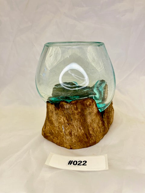 Wurzelvase mini Nahaufnahme – Nachhaltige handgefertigte Deko-Vase | shinypresents.de