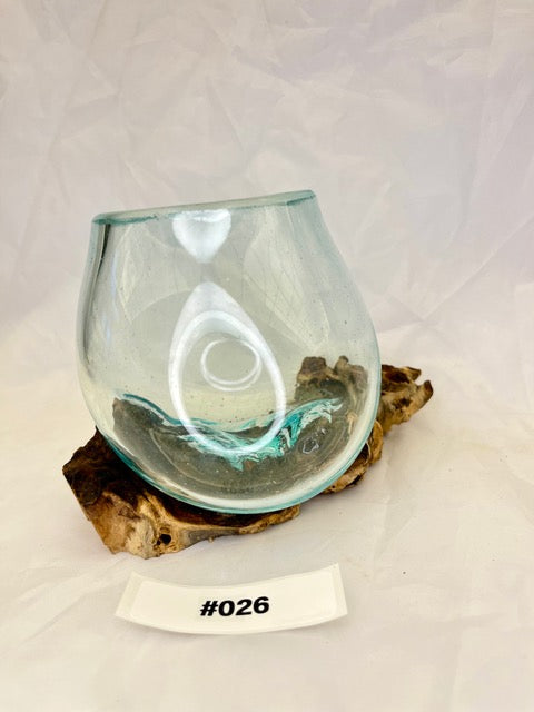 Wurzelvase mini Detailansicht – Einzigartige Maserung der Kaffeewurzel | shinypresents.de