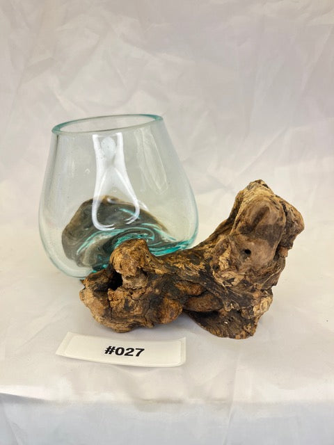 Wurzelvase mini #27 Detailansicht – Einzigartige Maserung der Kaffeewurzel | shinypresents.de