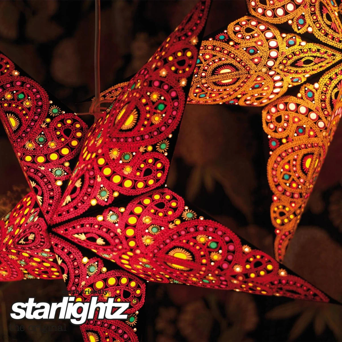 starlightz diwali red Leuchtstern Detailansicht - Traditionelles Design mit feinen Details für stimmungsvolle Beleuchtung | shinypresents.de