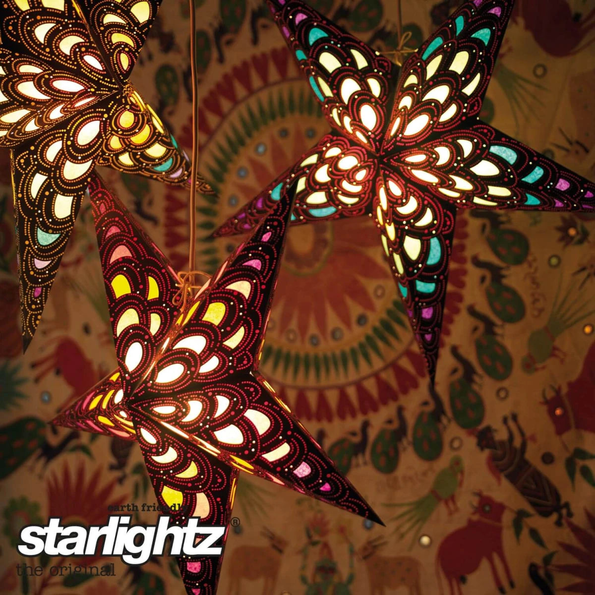 starlightz nari ruby Leuchtstern Detailansicht - Elegantes Design mit feinen Details in Rubinrot | shinypresents.de