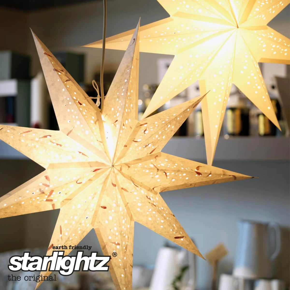 starlightz spumante white Leuchtstern Detailansicht - Traditionelles Design mit feinen Details | shinypresents.de