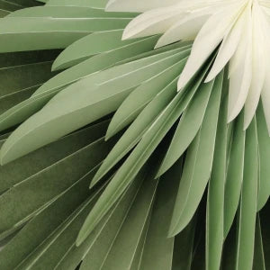 Stella-Dalia Pergamentpapier grün-mint-weiß leuchtend - Stimmungsvolle Beleuchtung mit sanftem, warmem Licht | shinypresents.de